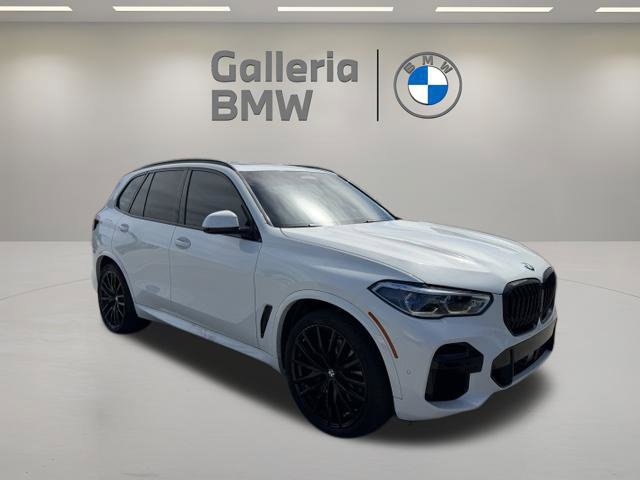 Used 2022 BMW X5 sDrive40i w/ M Sport Package RWD image 3