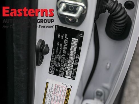 Used 2024 Toyota 4Runner SR5 image 33