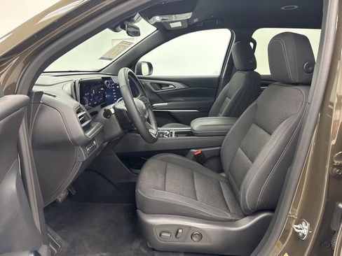 Used 2024 Chevrolet Traverse LT w/ Trailering Package image 23