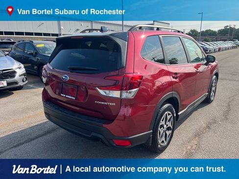 Certified 2024 Subaru Forester Premium AWD/4WD image 5