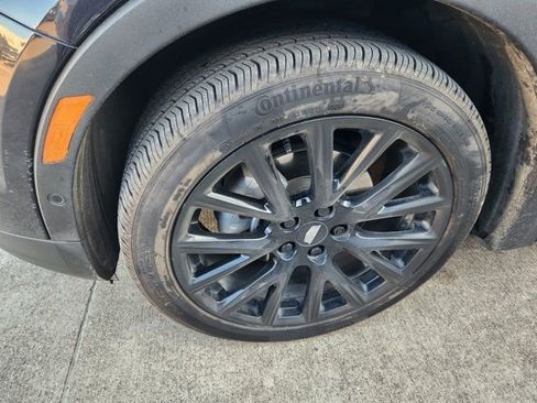 Used 2022 Cadillac XT4 Sport image 9