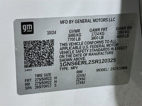 Used 2025 Chevrolet Suburban RST w/ RST Capability Package image 34