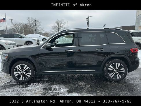 Used 2024 Mercedes-Benz GLB 250 4MATIC image 9