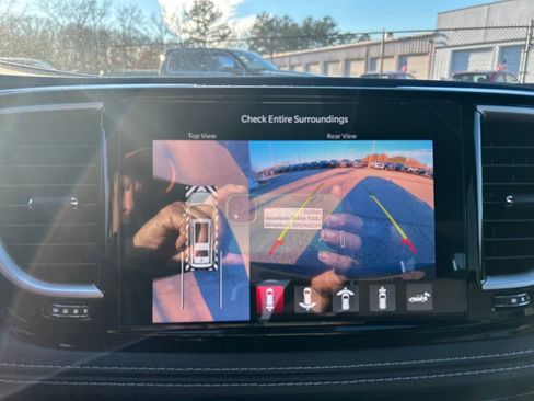 New 2026 Chrysler Pacifica Select image 16