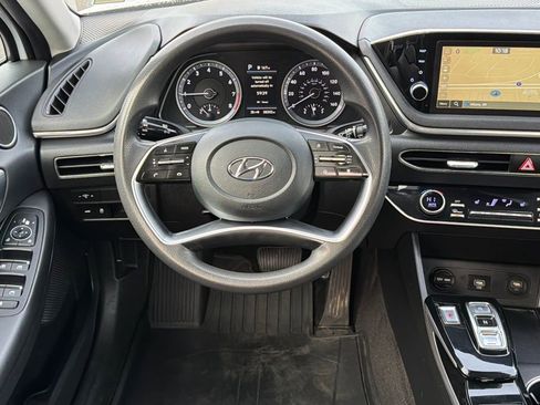 Certified 2023 Hyundai Sonata SEL w/ Preferred Accessory Package image 11