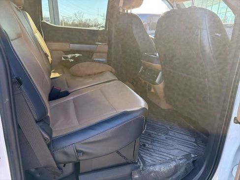 Used 2024 Ford F350 Lariat image 12