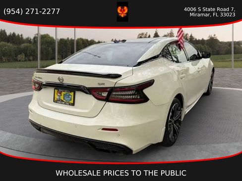 Used 2021 Nissan Maxima SR w/ Sport Mat Group FWD image 4