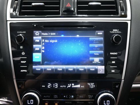 Used 2018 Subaru Outback 3.6R Touring w/ Popular Package #3 AWD/4WD image 12