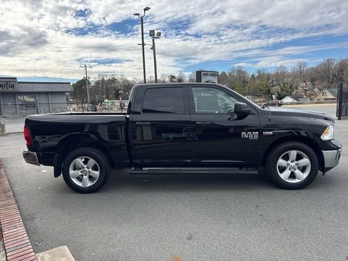 Used 2023 RAM 1500 Tradesman w/ Tradesman SXT Package image 8
