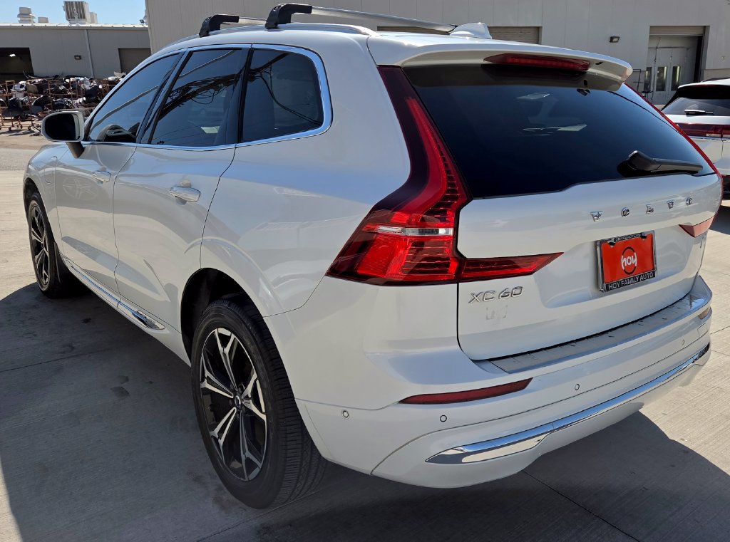 Used 2022 Volvo XC60 T8 Inscription Expression AWD/4WD image 7