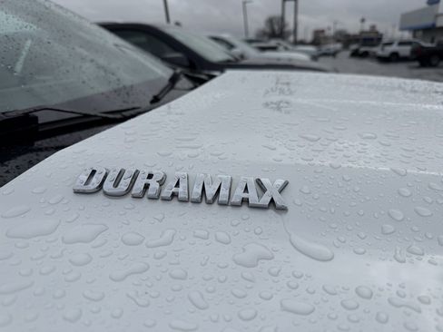 Used 2022 Chevrolet Silverado 1500 LTZ w/ Technology Package image 7