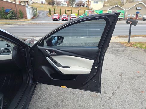 Used 2016 MAZDA MAZDA6 Grand Touring w/ GT Technology Package image 15