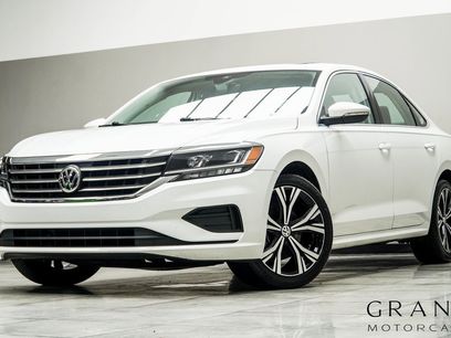 Used 2021 Volkswagen Passat 2.0T SE