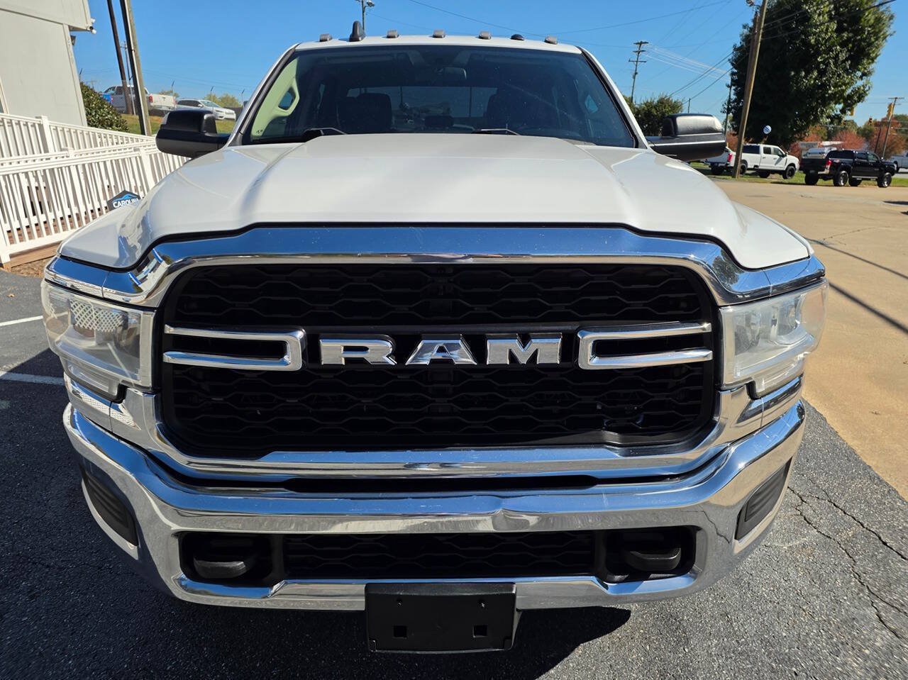 Used 2019 RAM 3500 Tradesman w/ Chrome Appearance Group AWD/4WD image 9