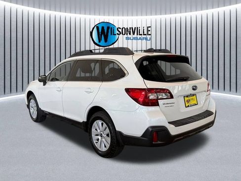 Used 2019 Subaru Outback 2.5i Premium w/ Popular Package #2 AWD/4WD image 8