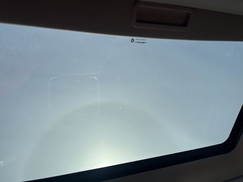 Used 2016 RAM 1500 Laramie w/ Convenience Group image 24