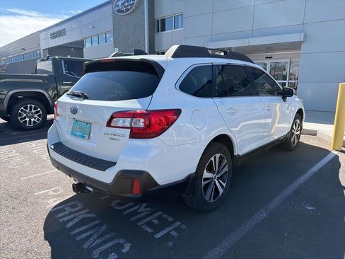 Used 2019 Subaru Outback 3.6R Limited w/ Popular Package #2 image 4