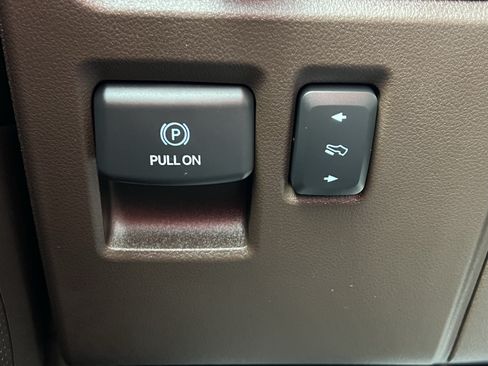 Used 2022 Ford Expedition King Ranch AWD/4WD image 50