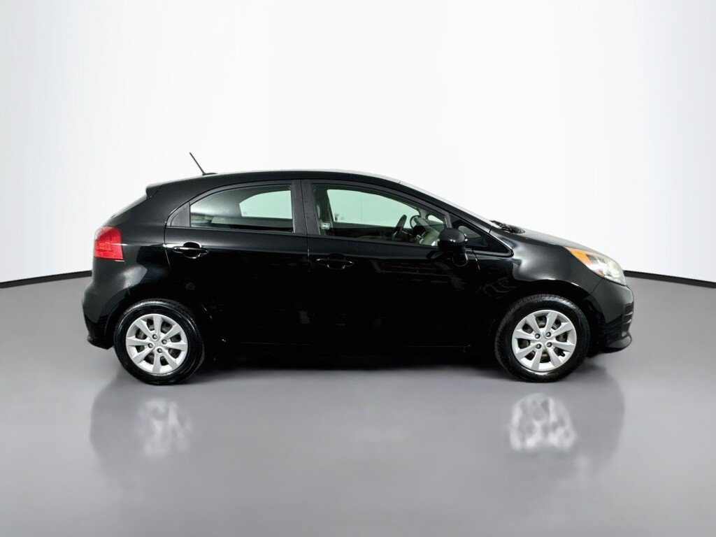 Used 2017 Kia Rio EX w/ Eco Package FWD image 6