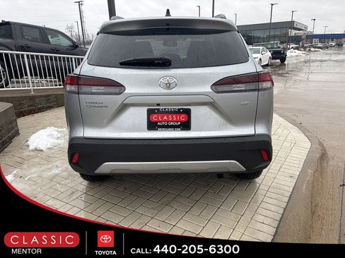 New 2026 Toyota Corolla Cross LE image 5