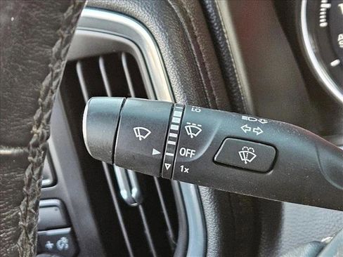 Used 2019 Chevrolet Silverado 1500 LT w/ Texas Edition image 14