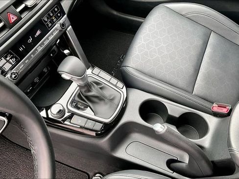 Certified 2024 Kia Seltos EX image 13