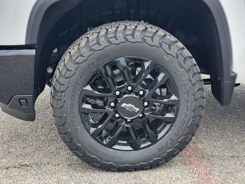 New 2026 Chevrolet Silverado 2500 LT w/ Trail Boss Package AWD/4WD image 9
