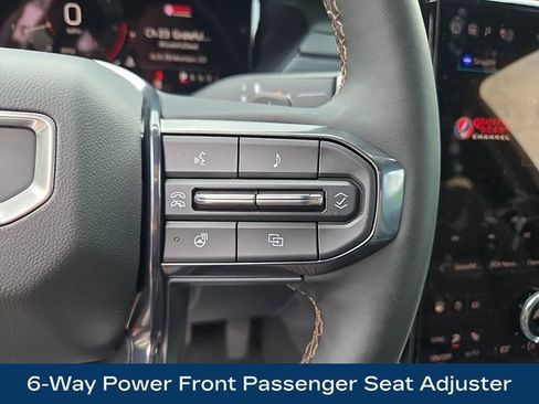 Used 2024 GMC Acadia AT4 AWD/4WD image 8