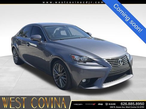 Used 2016 Lexus IS 200t w/ Navigation System Package RWD image 4