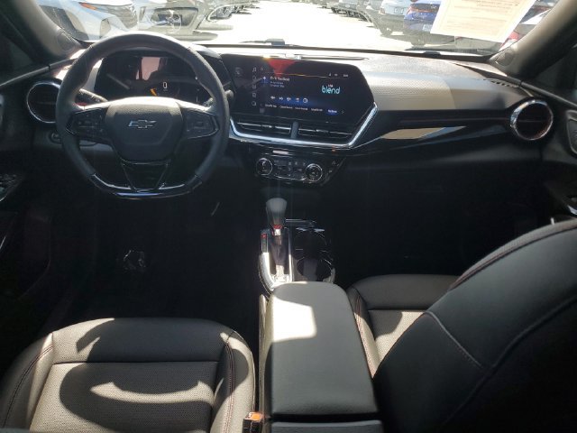 Used 2026 Chevrolet Trax RS FWD image 23