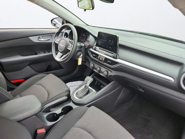 Certified 2024 Kia Forte LXS w/ LXS Technology Package FWD image 21