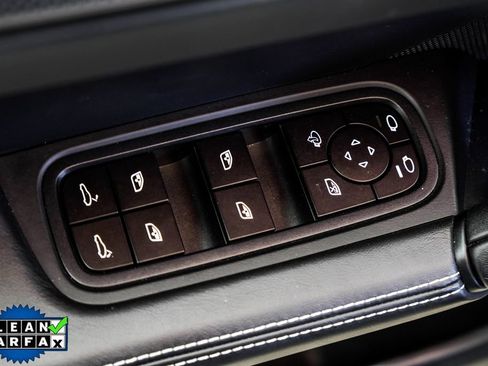 Used 2024 Porsche Cayenne Turbo GT AWD/4WD image 43