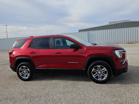 New 2026 GMC Terrain Elevation image 6