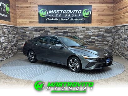 Used 2024 Hyundai Elantra SEL w/ Convenience Package