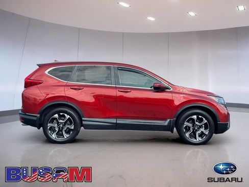 Used 2018 Honda CR-V Touring image 3