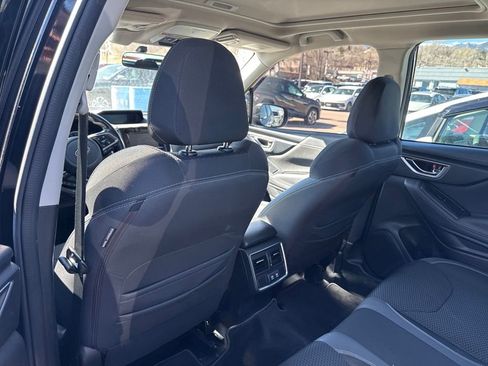 Used 2021 Subaru Forester Premium AWD/4WD image 14