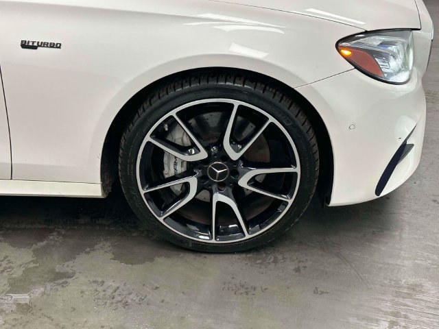 Used 2017 Mercedes-Benz E 43 AMG 4MATIC Sedan image 20