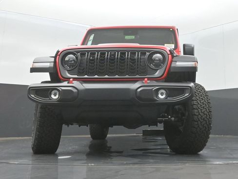 New 2025 Jeep Wrangler Rubicon w/ Technology Group image 27