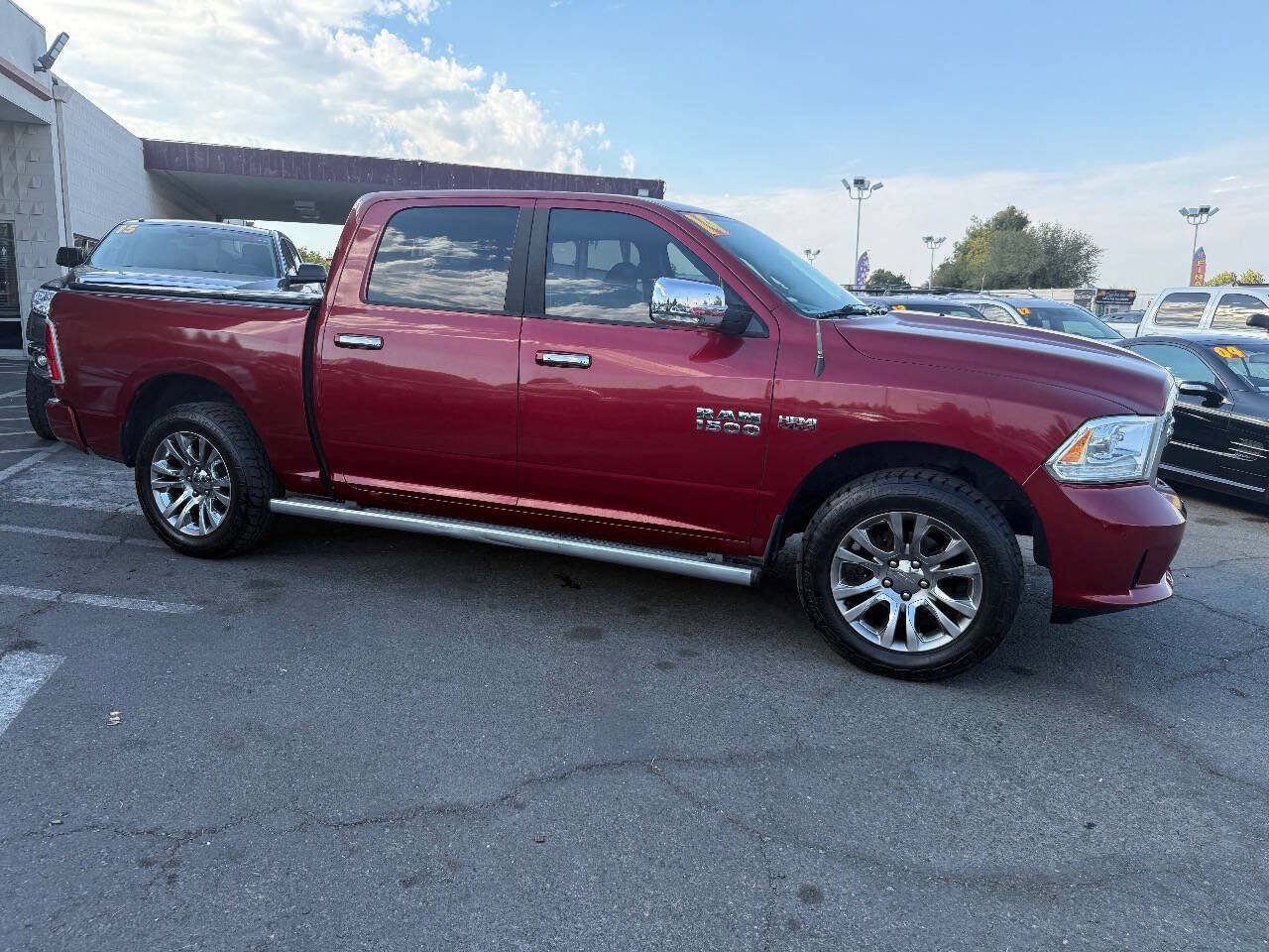 Used 2014 RAM 1500 Limited AWD/4WD image 2