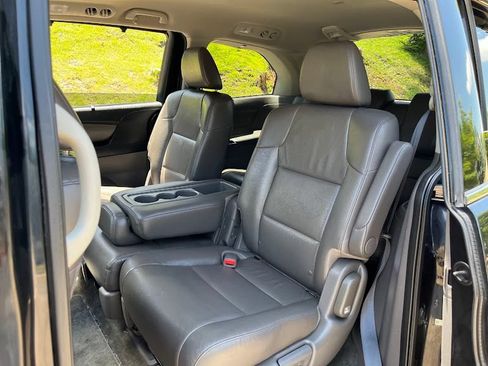 Used 2016 Honda Odyssey Touring image 39