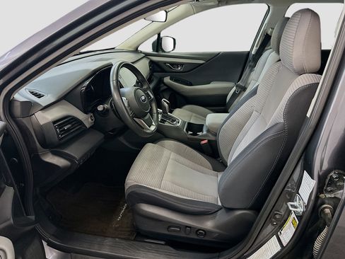 Used 2025 Subaru Outback Premium AWD/4WD image 13
