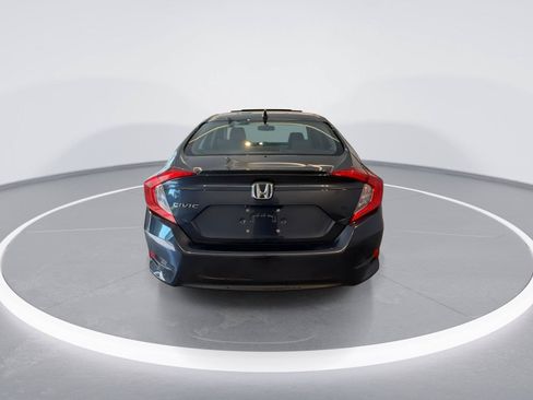 Used 2018 Honda Civic EX-L image 6