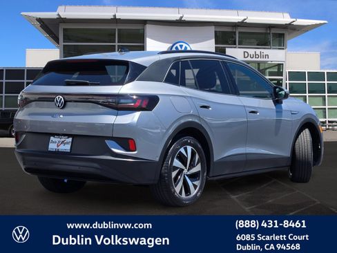 Certified 2023 Volkswagen ID.4 Pro RWD image 4