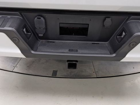 Certified 2022 Ford F150 Lariat w/ Equipment Group 502A High image 7