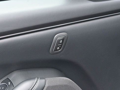 Used 2023 Ford Mustang Mach-E Select RWD image 12