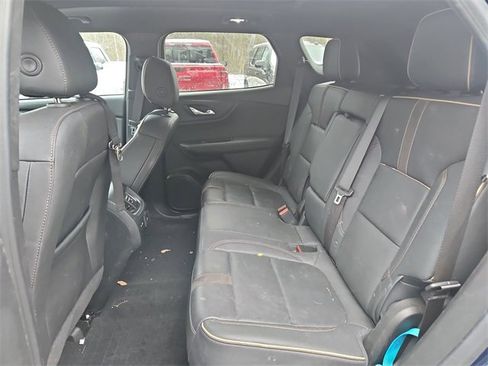 Used 2023 Chevrolet Blazer Premier image 9