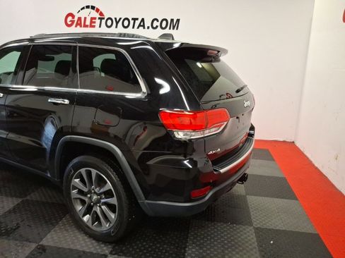 Used 2018 Jeep Grand Cherokee Limited w/ Trailer Tow Group IV image 5