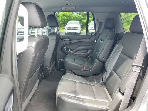 Used 2019 Chevrolet Tahoe LT w/ Luxury Package AWD/4WD image 30