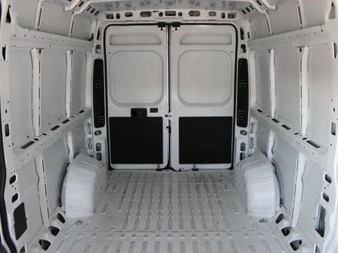 Used 2024 RAM ProMaster 2500 w/ Safety Group FWD image 12