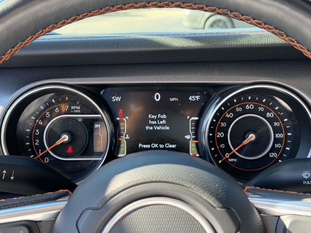 Used 2023 Jeep Gladiator Mojave w/ LED Lighting Group AWD/4WD image 31